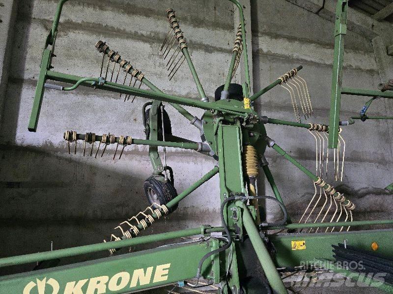 Krone Swadro 807 معدات حصد