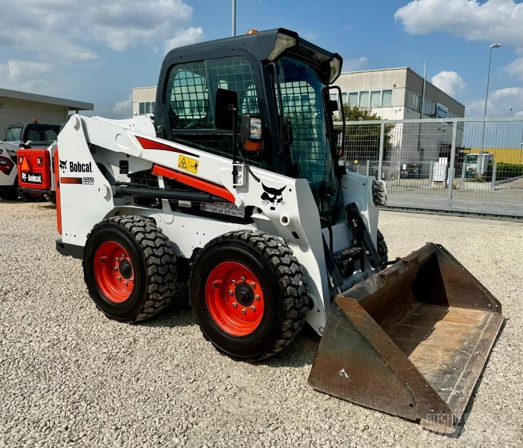 Bobcat S 550 لوادر انزلاقية التوجيه