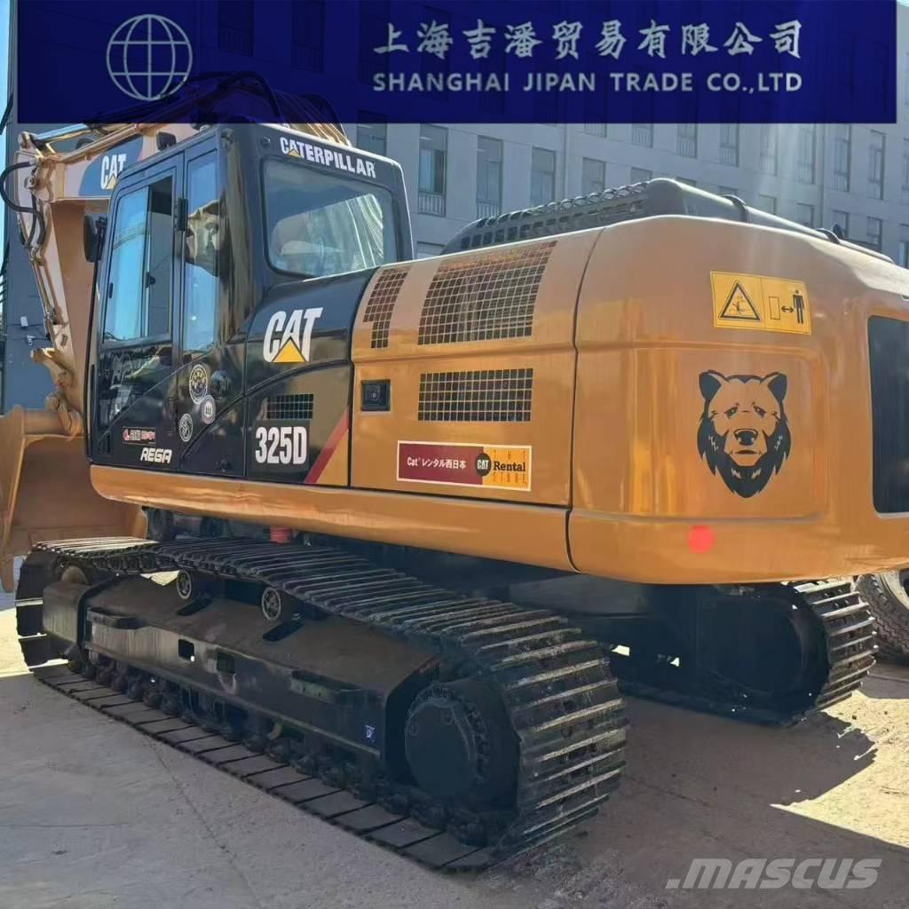 CAT 325 حفارات زحافة