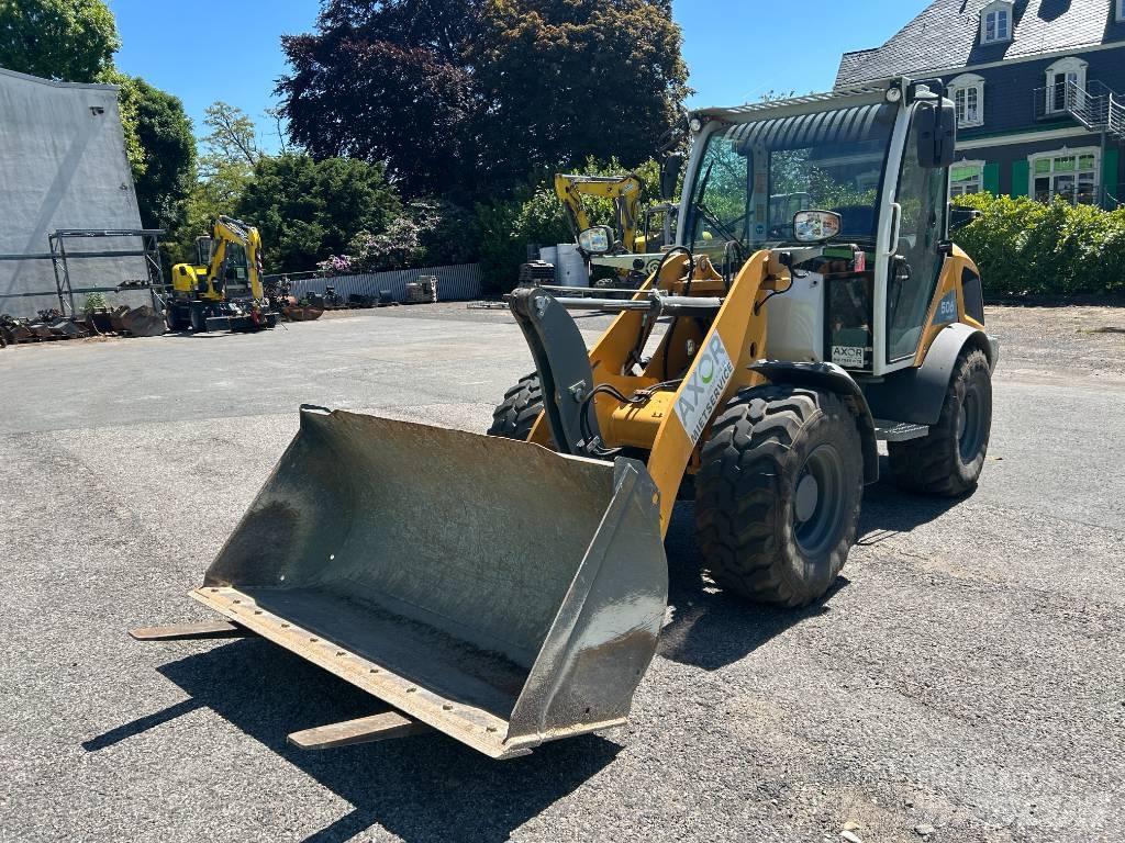 Liebherr L 506 لوادر بعجل