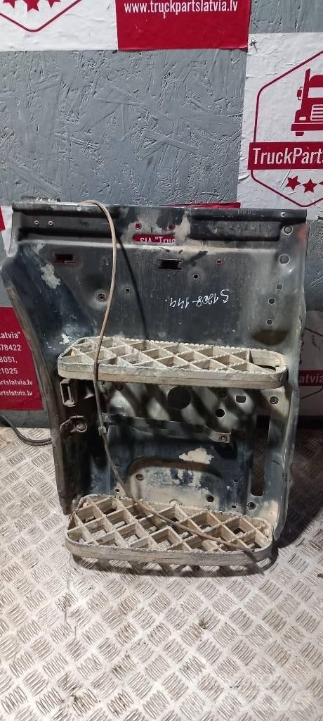 Scania 94 D.   1515194 كابينة والداخلية