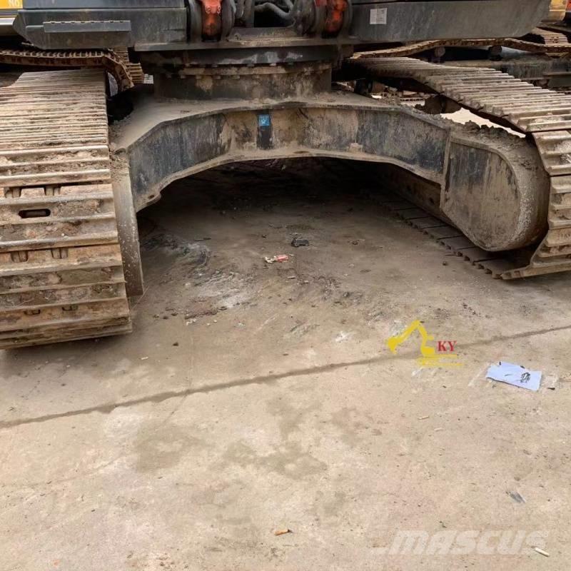 Hitachi 350 حفارات زحافة