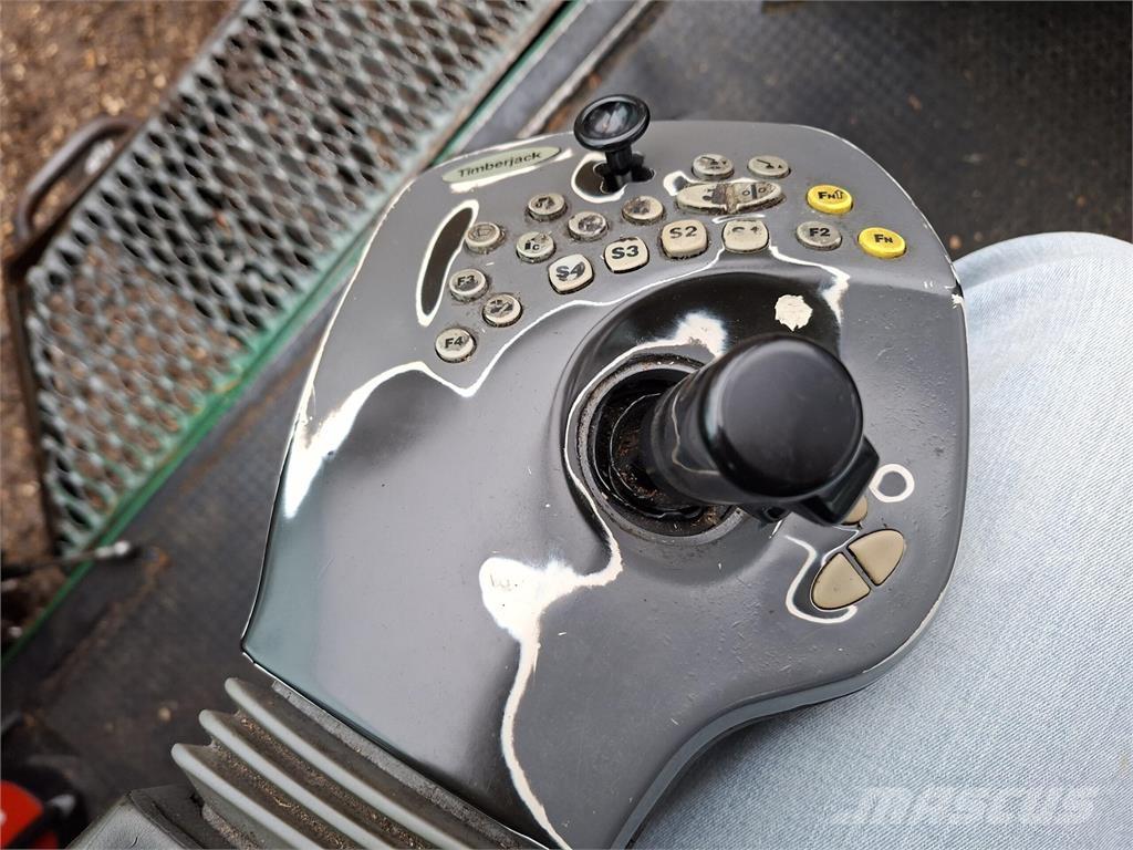 Timberjack 1270 حصادات