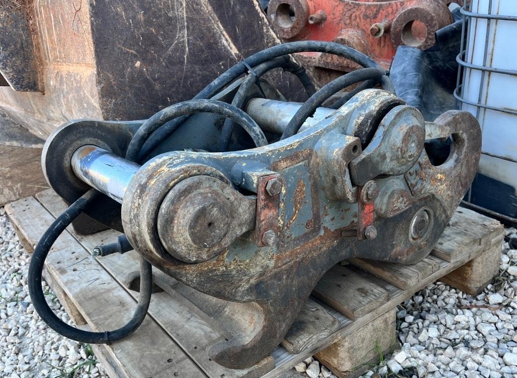 Liebherr SW33 موصلات سريعة