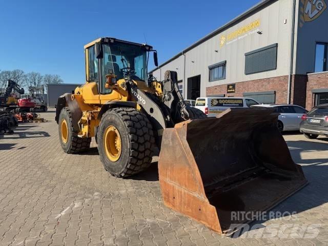 Volvo L 90 F لوادر بعجل