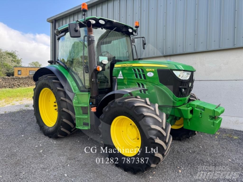 John Deere 6125 R الجرارات