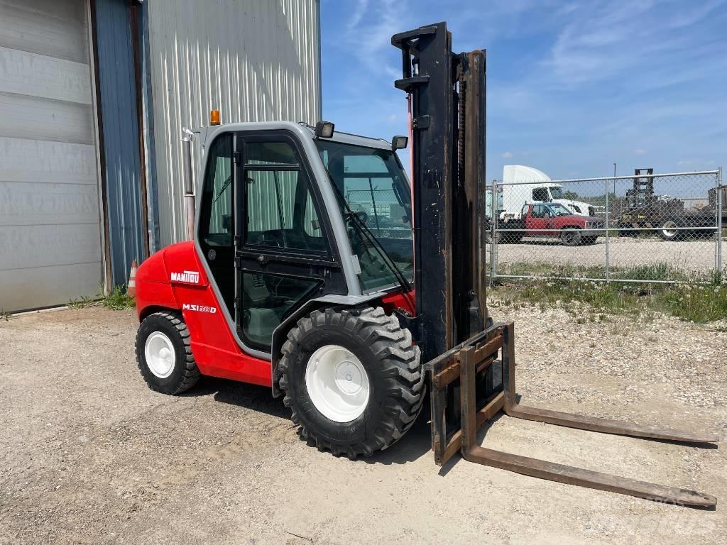 Manitou MSI 30 D شاحنات الطرق الوعرة