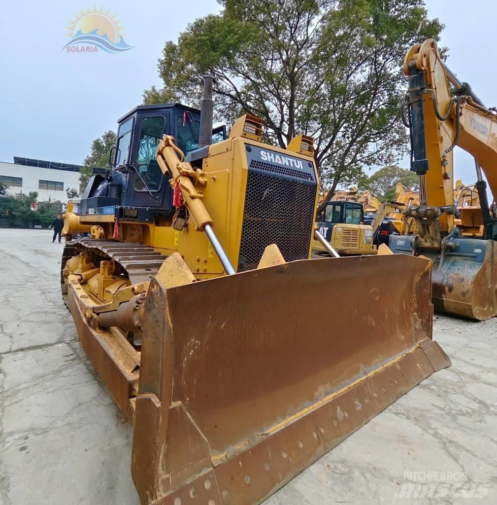 Shantui SD 22 بلدوزرات مجنزرة