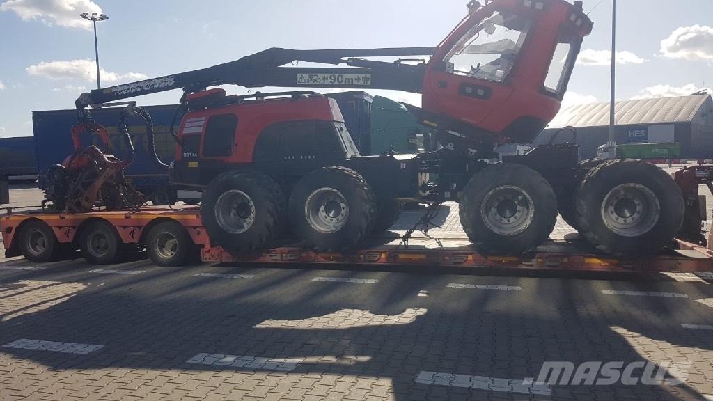 Komatsu 931 XC حصادات