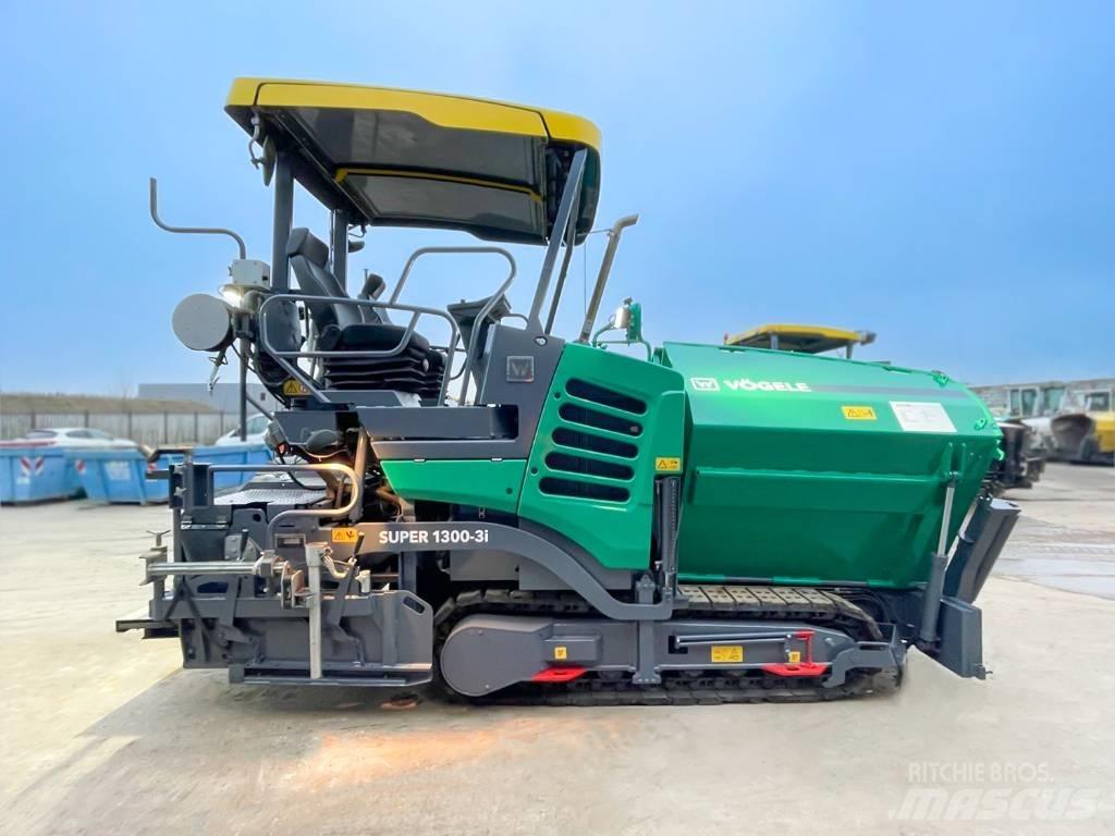 Vögele SUPER 1300-3I معدات السفلتة