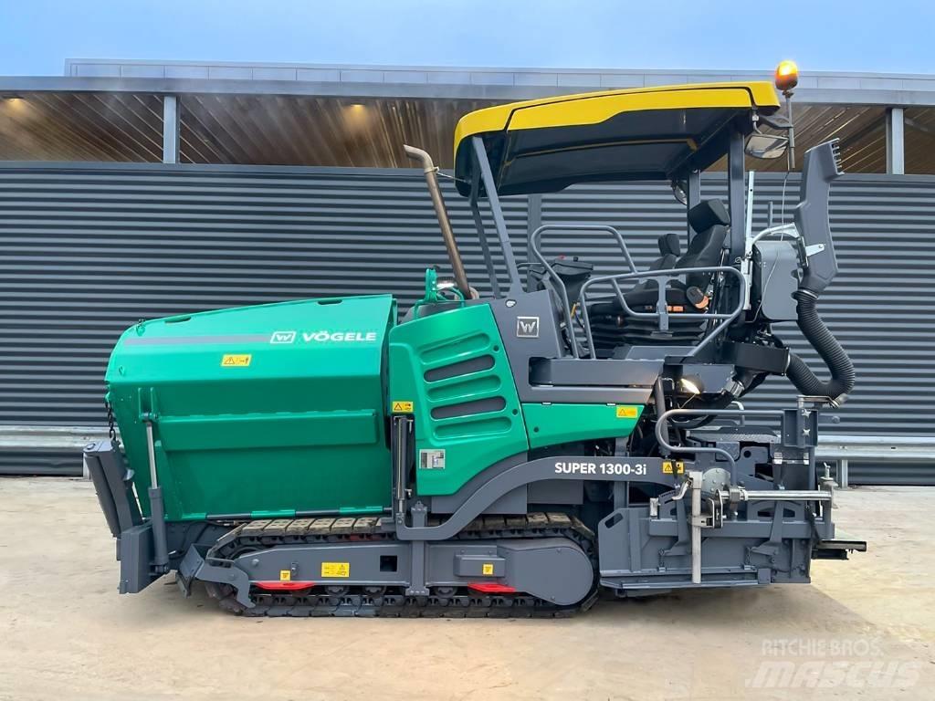 Vögele SUPER 1300-3I معدات السفلتة