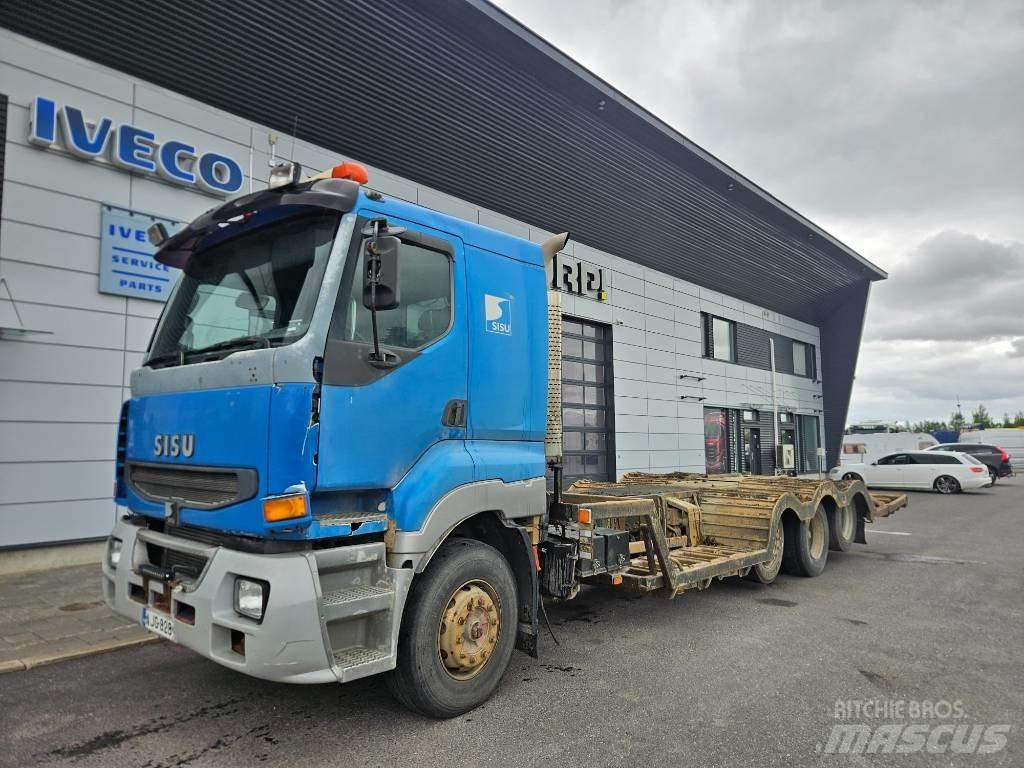 Sisu E12 8x2 شاحنات نقل آلة الغابات