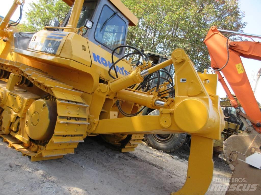 Komatsu D 155A بلدوزرات مجنزرة