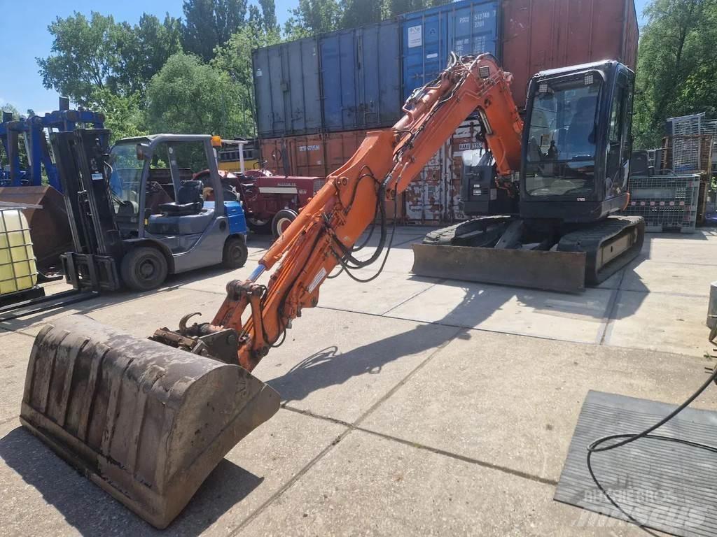 Hitachi ZX85US-5A حفارات وسط 7 طن - 12 طن
