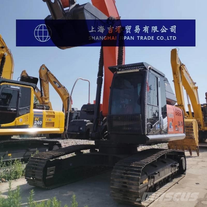 Hitachi ZX 240 حفارات زحافة