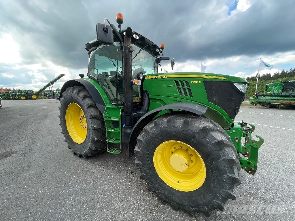 John Deere 6170 R الجرارات