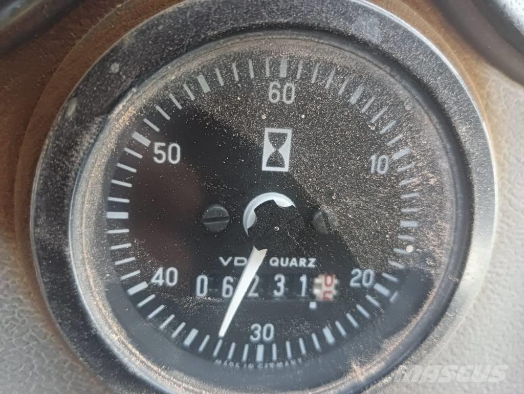 Renault DG 290 ساحبات وشاحنات تعدين للعمل تحت سطح الأرض