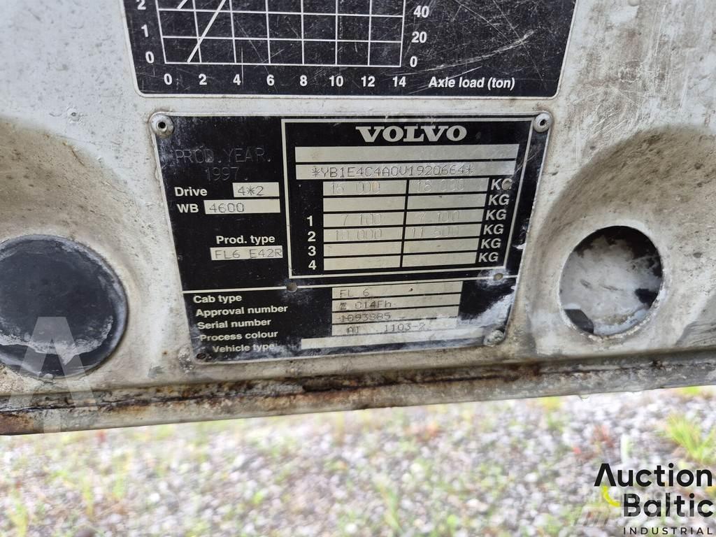 Volvo FL6 شاحنات ذات صهاريج