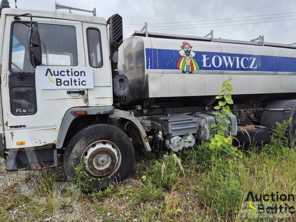 Volvo FL6 شاحنات ذات صهاريج