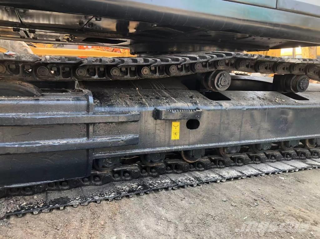 Hyundai R 305 LC-9 حفارات زحافة
