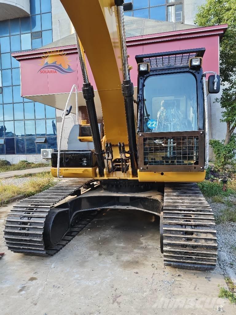 CAT 320D2L حفارات زحافة