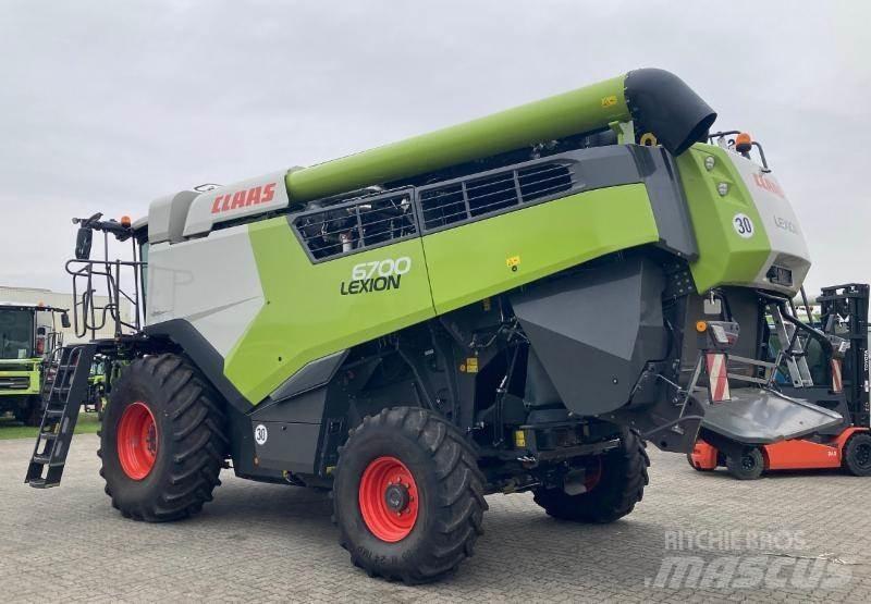 CLAAS LEXION 6700 حصادات
