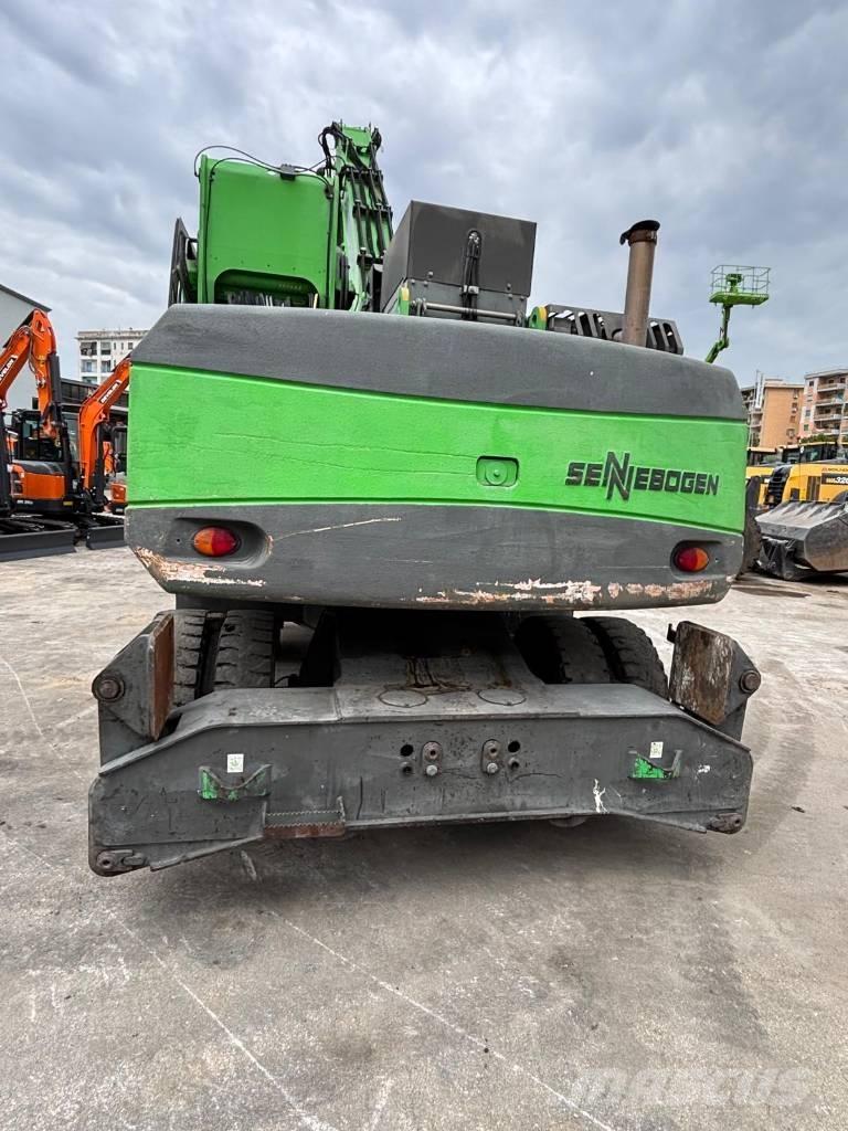 Sennebogen 821 M مناولات المخلفات / مناولات صناعية