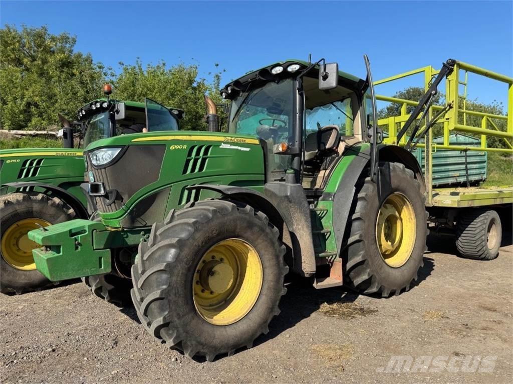 John Deere 6190 R الجرارات