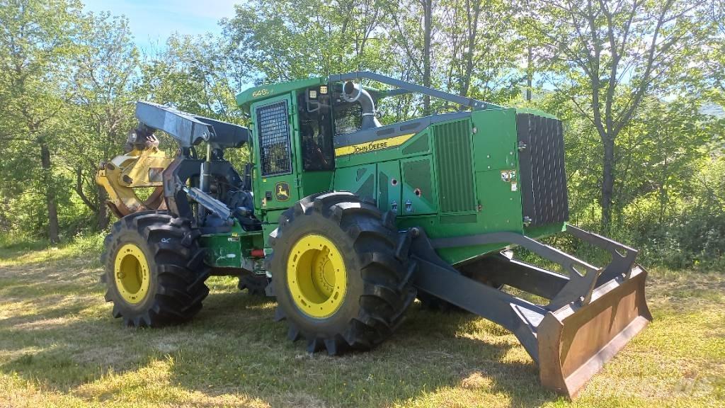 John Deere 648 L-II ساحبات الأشجار