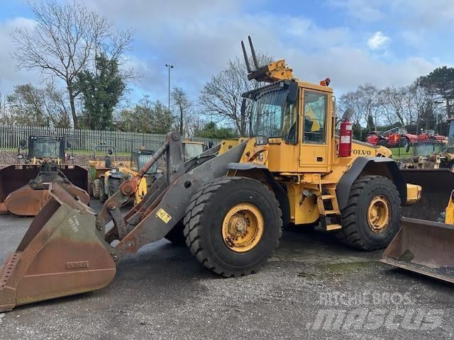 Volvo L 110 E لوادر بعجل