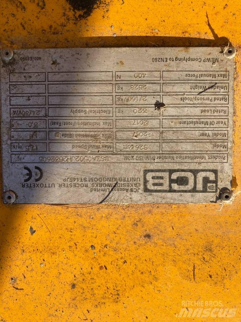 JCB S 2646 E رافعات مقصية الشكل