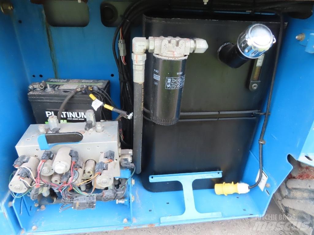 Genie GS 3268 RT رافعات مقصية الشكل