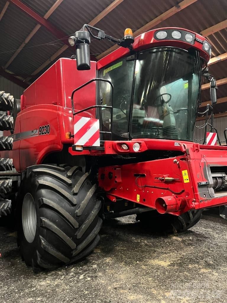 Case IH 9230 حصادات