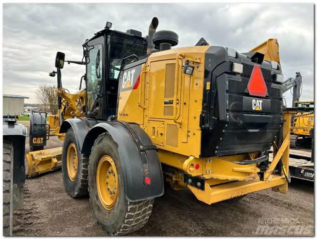 CAT 12 M 3 معدات تمهيد الطرق