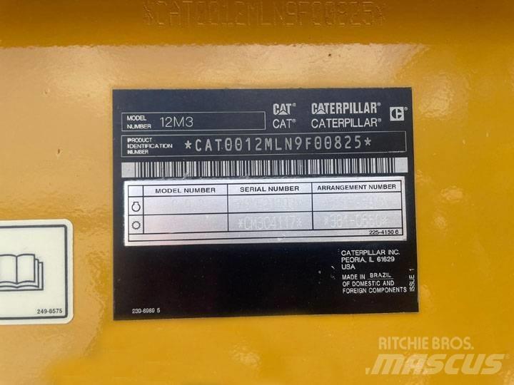 CAT 12 M 3 معدات تمهيد الطرق