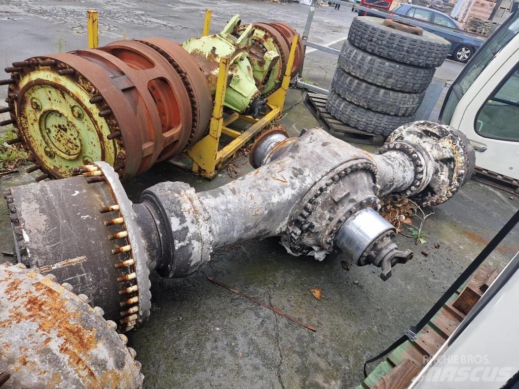 CAT 988 F II محور العجلة