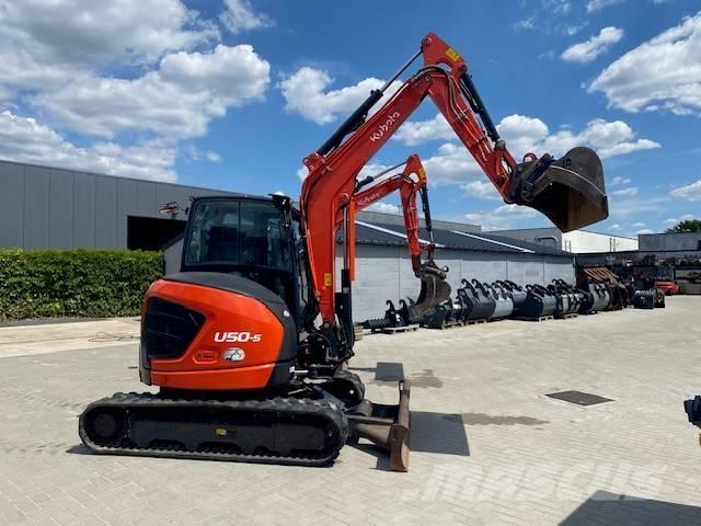 Kubota U 50-5 حفارات صغيرة أقل من 7 طن (حفارات صغيرة)