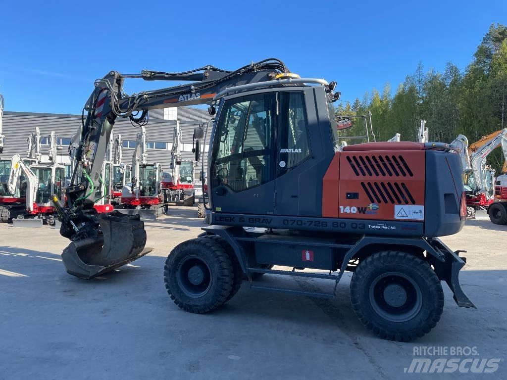 Atlas 140 W حفارات بعجل