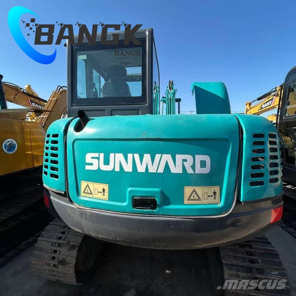 Sunward SWE 80 E حفارات زحافة