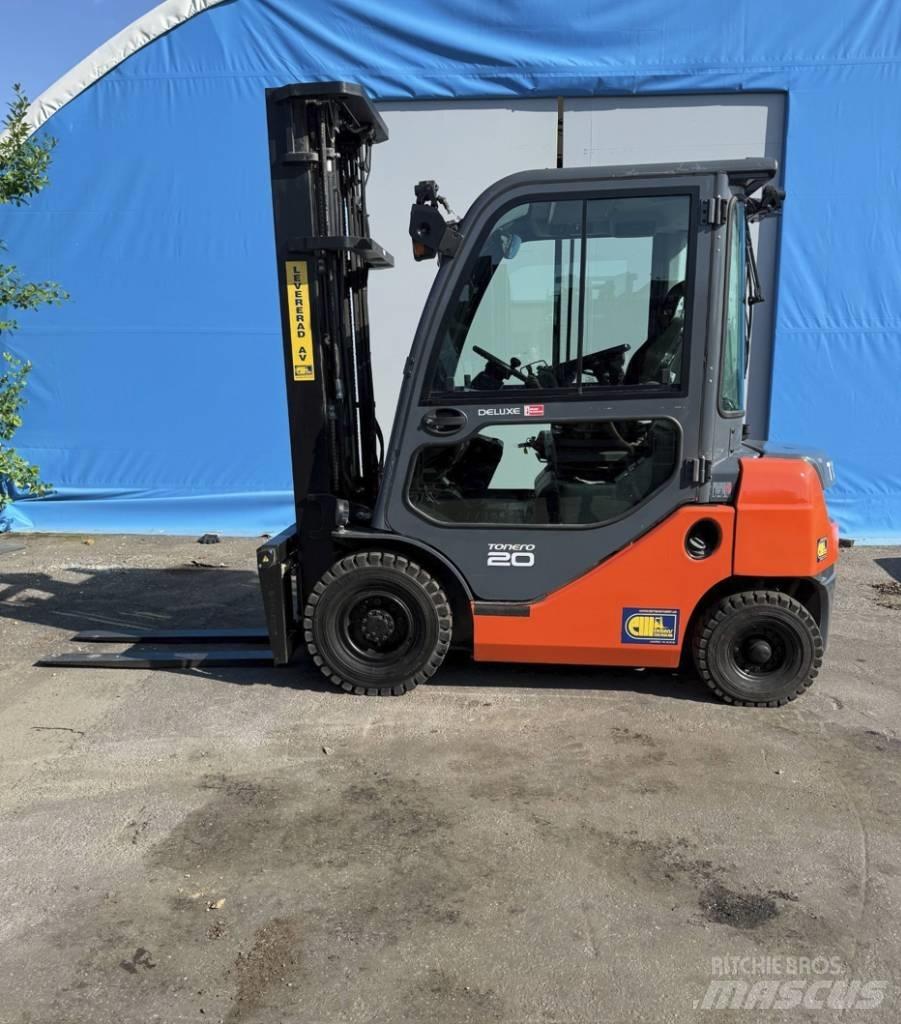 Toyota truck 8 FDF20 شاحنات الديزل