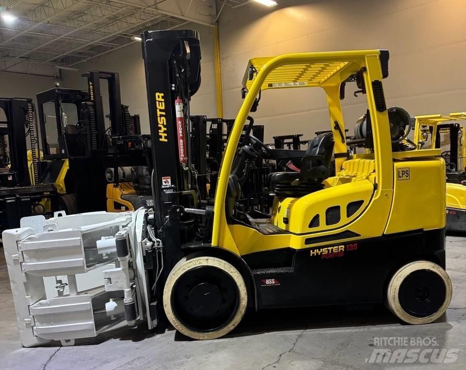Hyster S 135 FT شاحنات ذات رافعات شوكية - أخرى