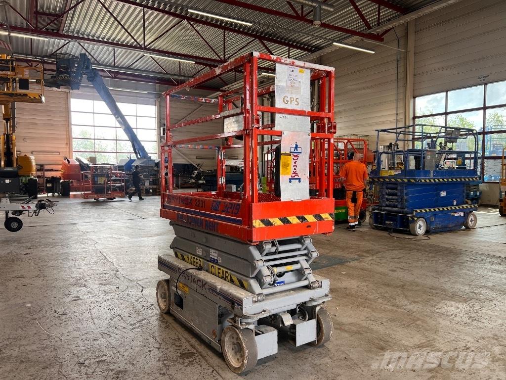 SkyJack SJ III 3219 رافعات مقصية الشكل