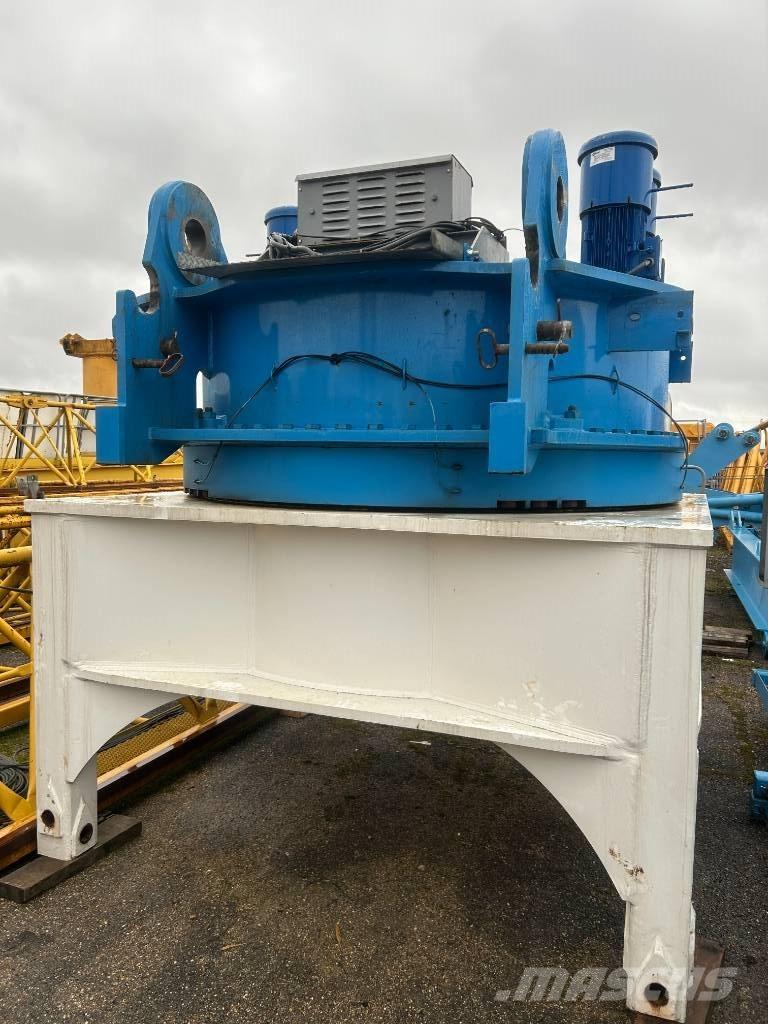 Potain MD560B-M25 رافعات برجية