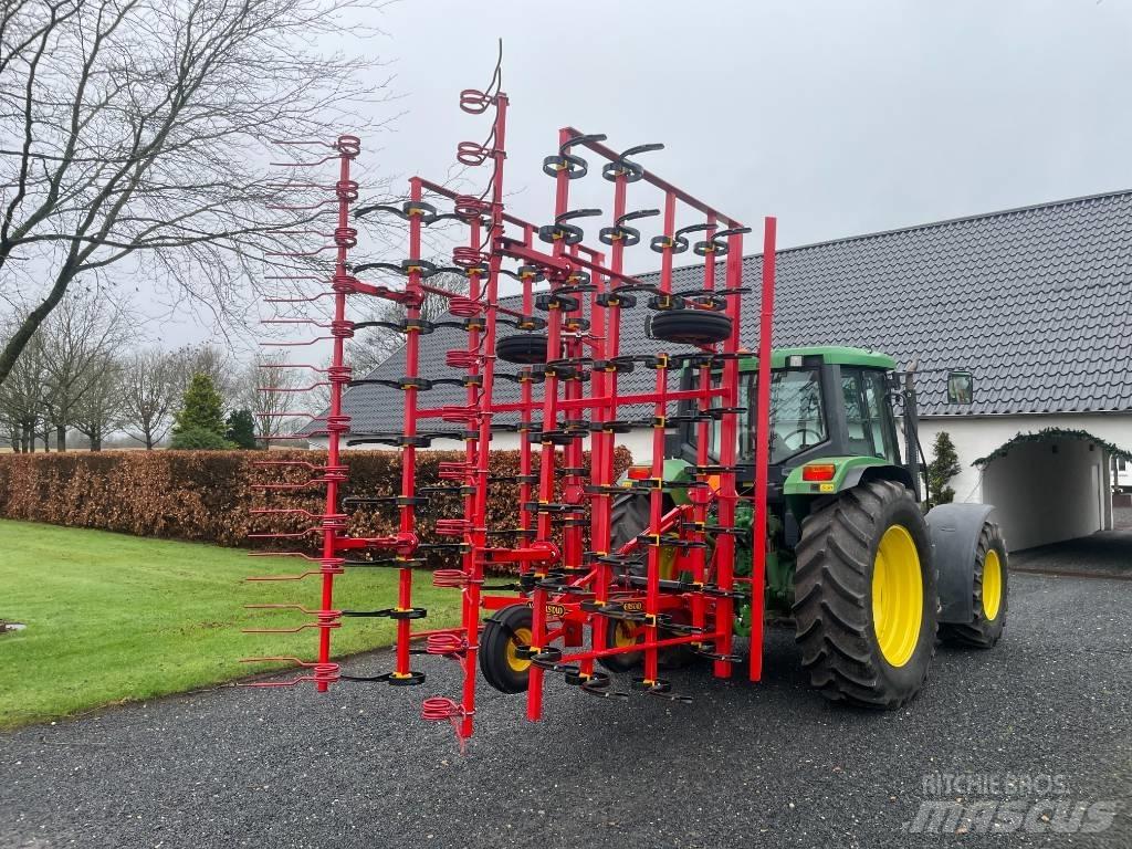 Väderstad NZM 600 كاسحات
