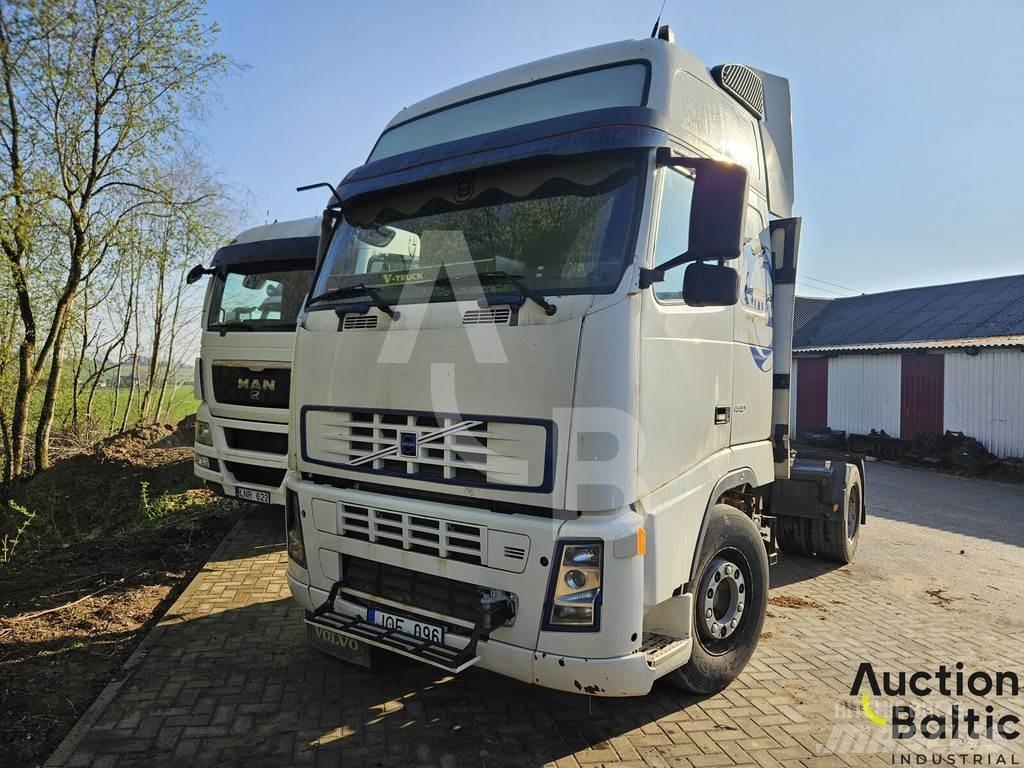 Volvo FH440 وحدات الجر