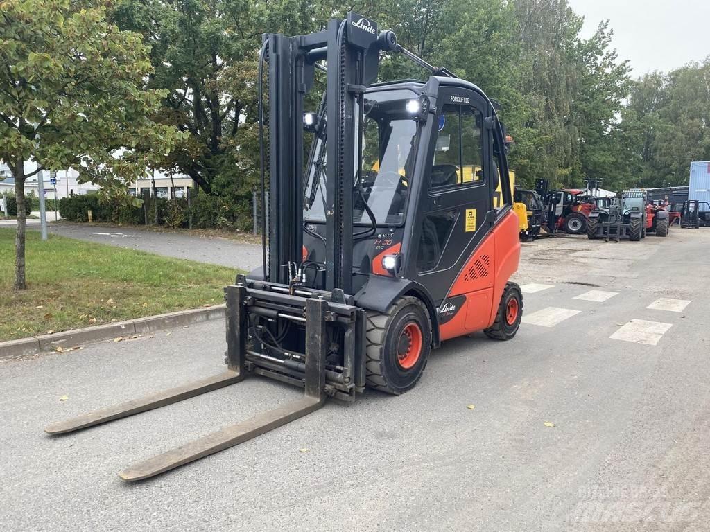 Linde H30D شاحنات الديزل
