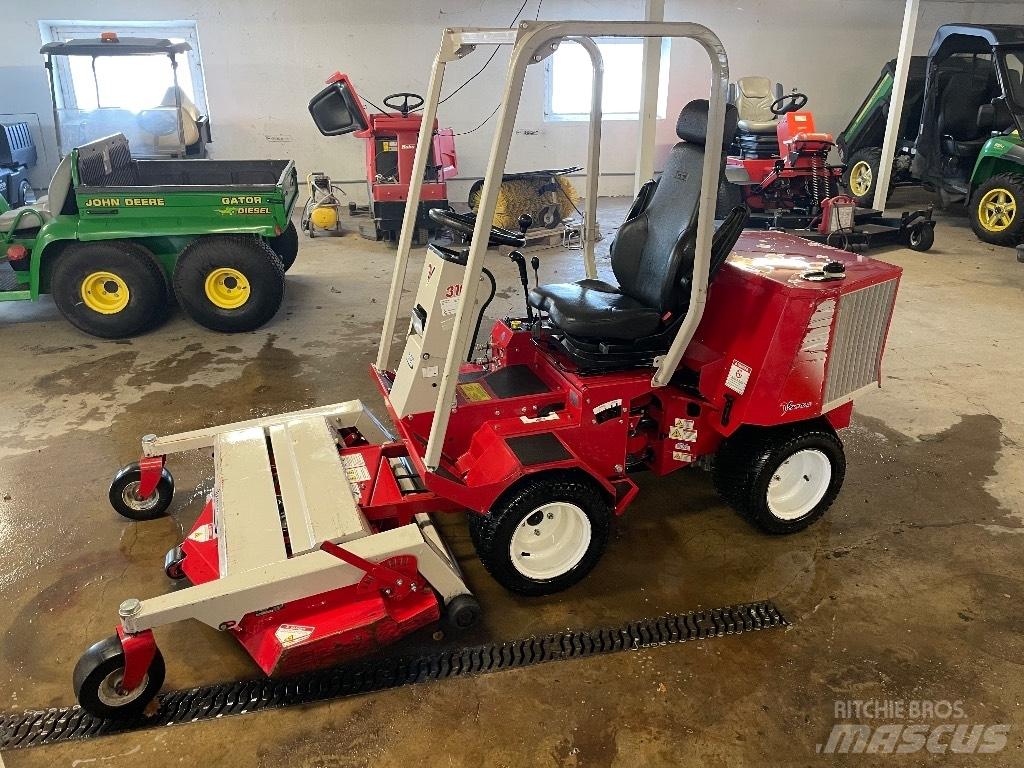 Ventrac 3100 ركوب الحشائش