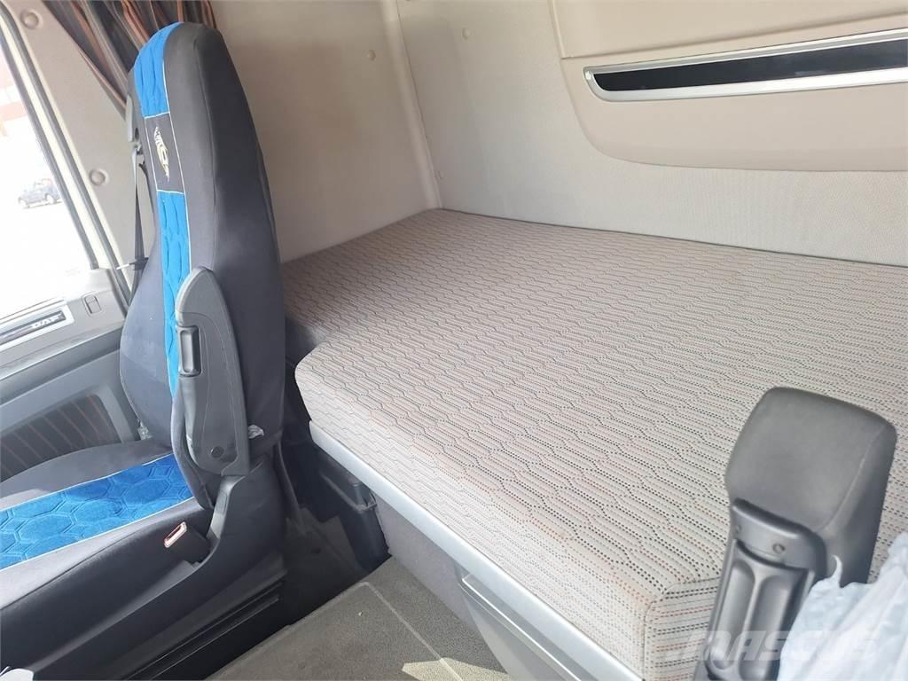 DAF XF 480 FT وحدات الجر