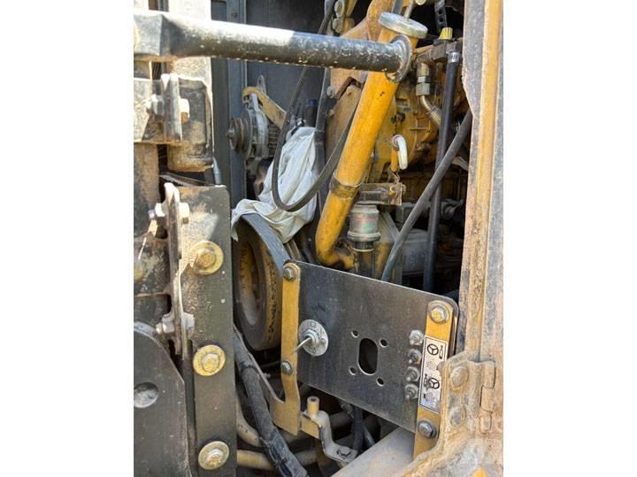 CAT 950 G لوادر بعجل