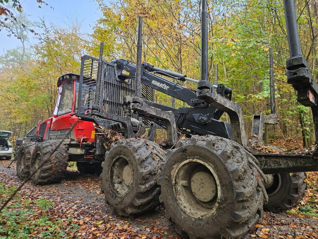 Komatsu 875 شاحنات